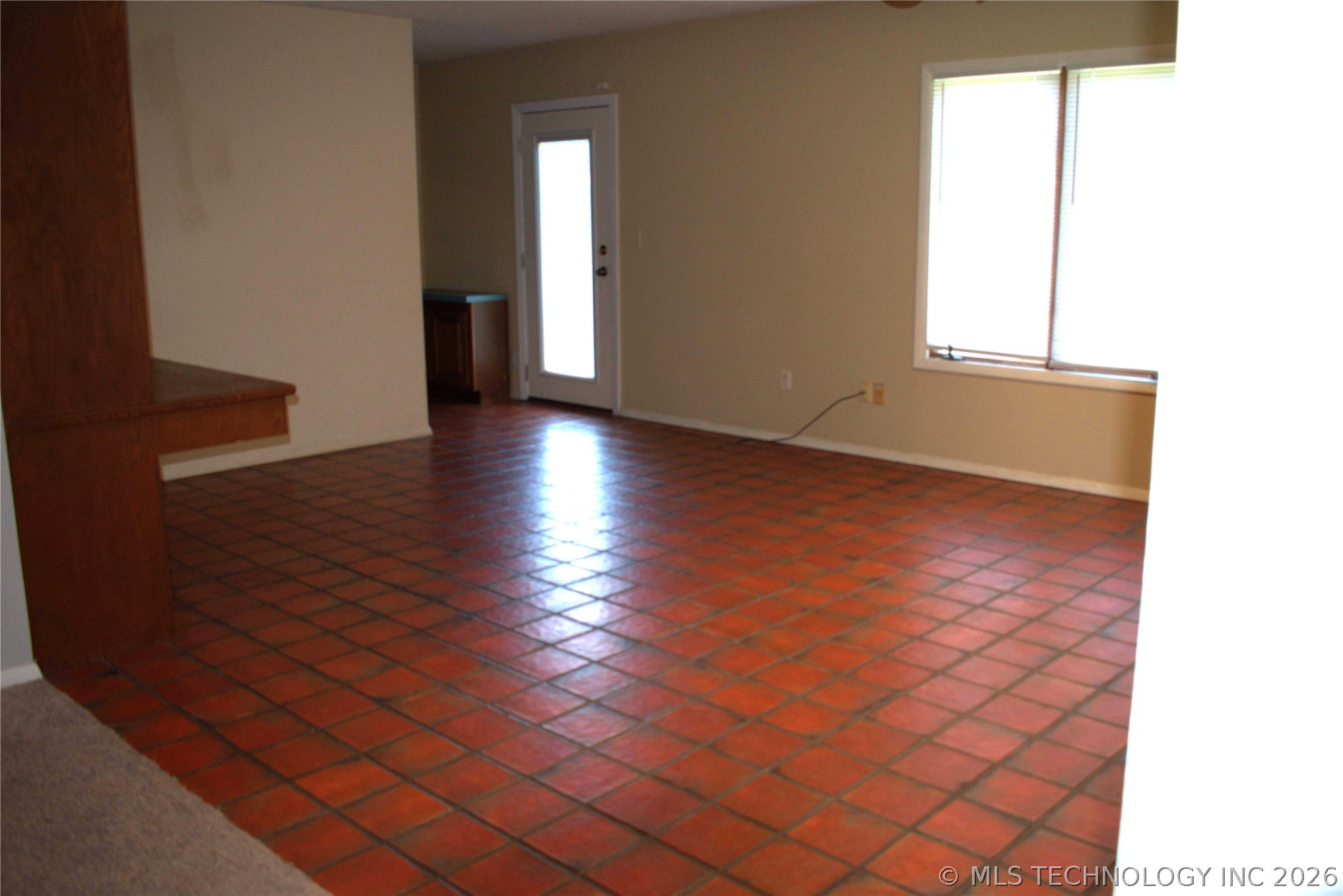 10904 E 26th Street Property Photo 7