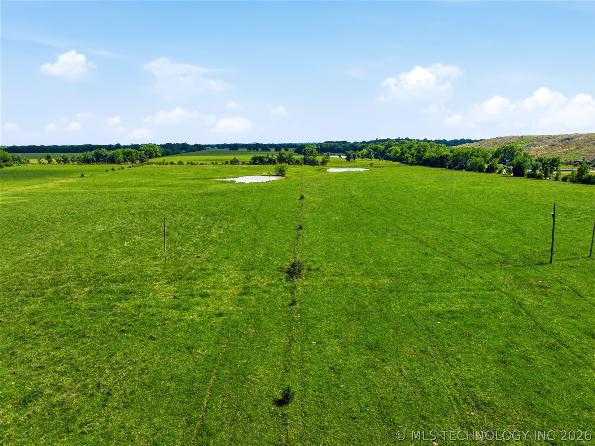 30 S 270 Road Property Photo 7