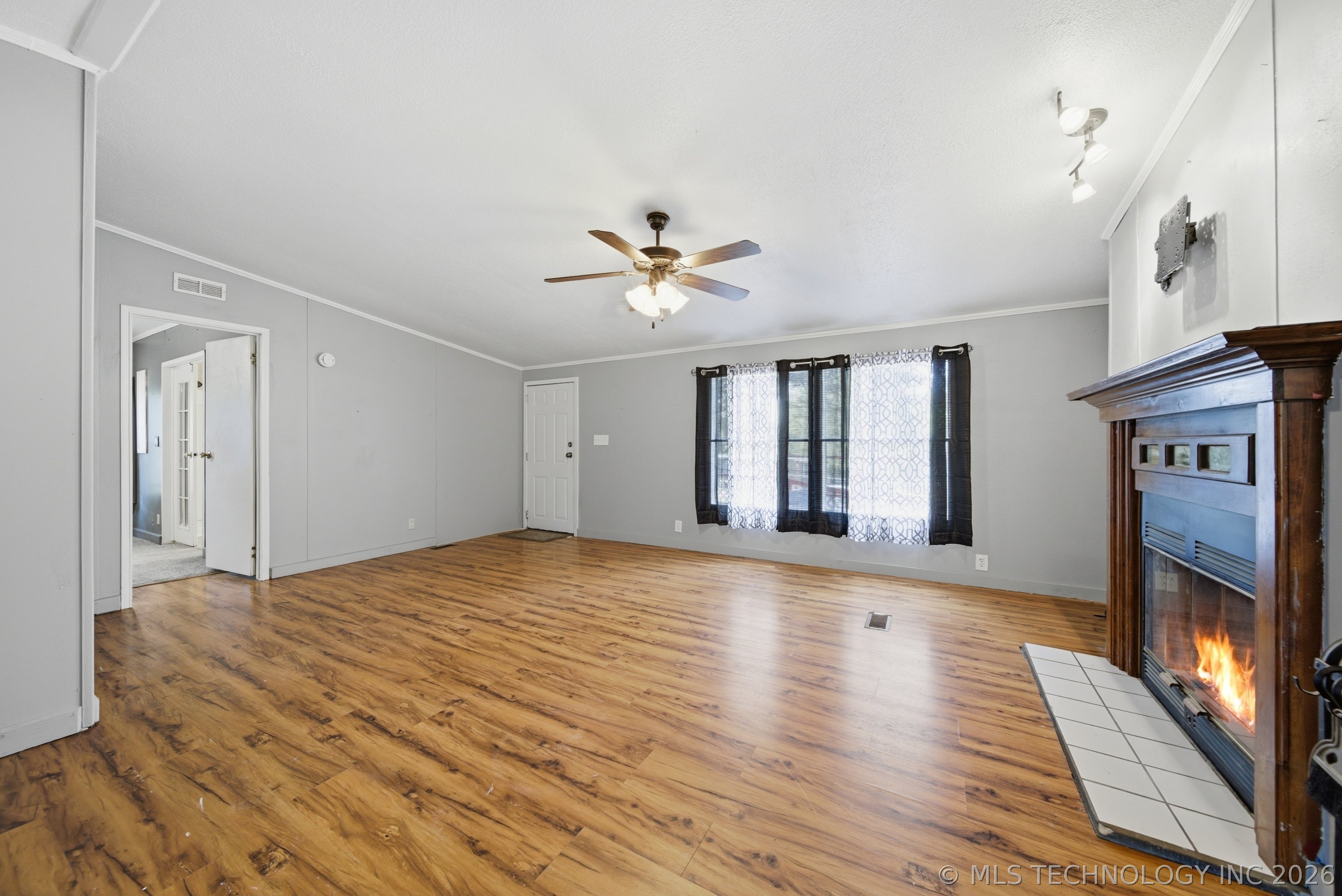 9917 N Scenic Drive N Property Photo 7