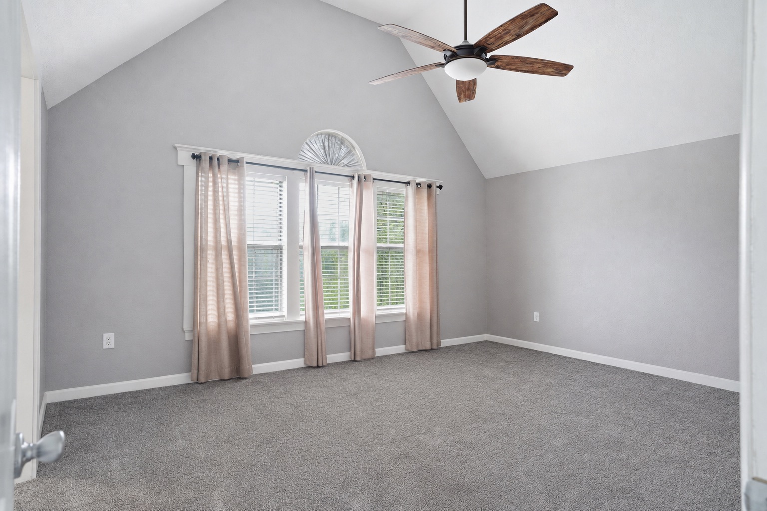 6811 E 65th Place Property Photo 19