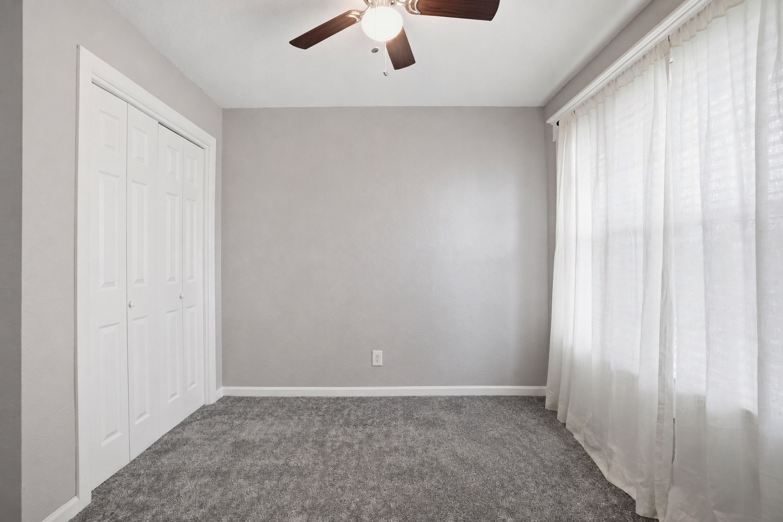 6811 E 65th Place Property Photo 22
