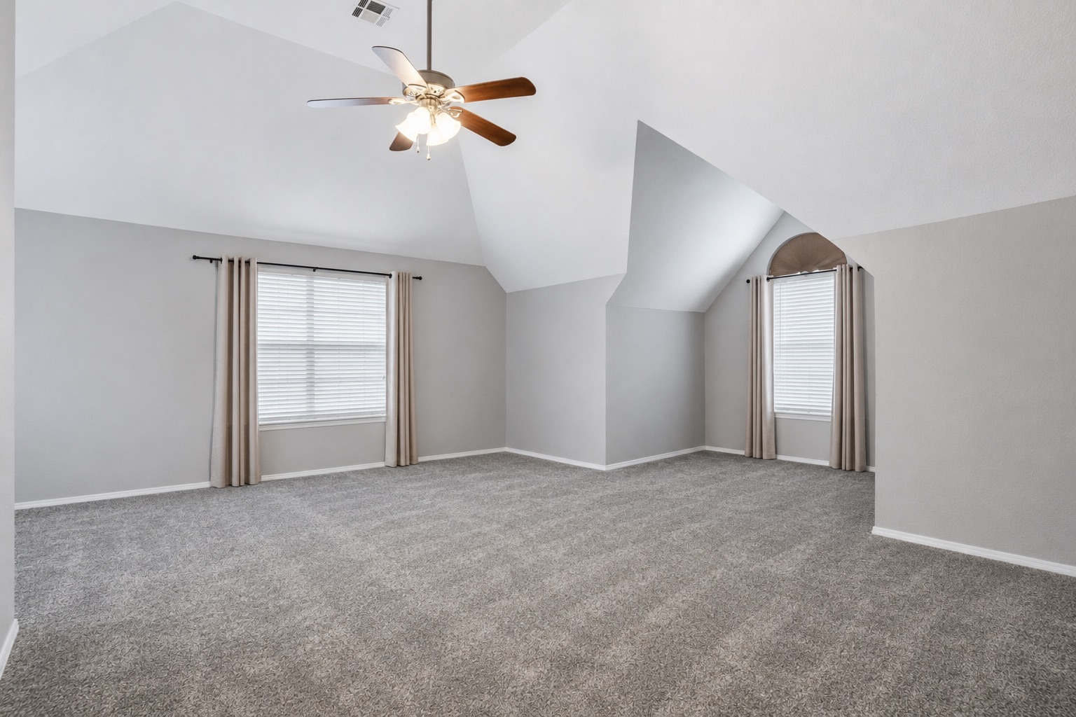 6811 E 65th Place Property Photo 29