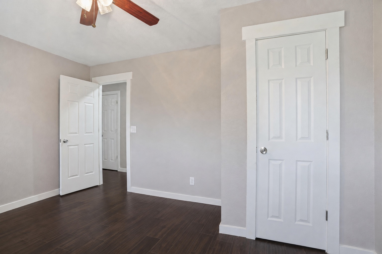 6811 E 65th Place Property Photo 32