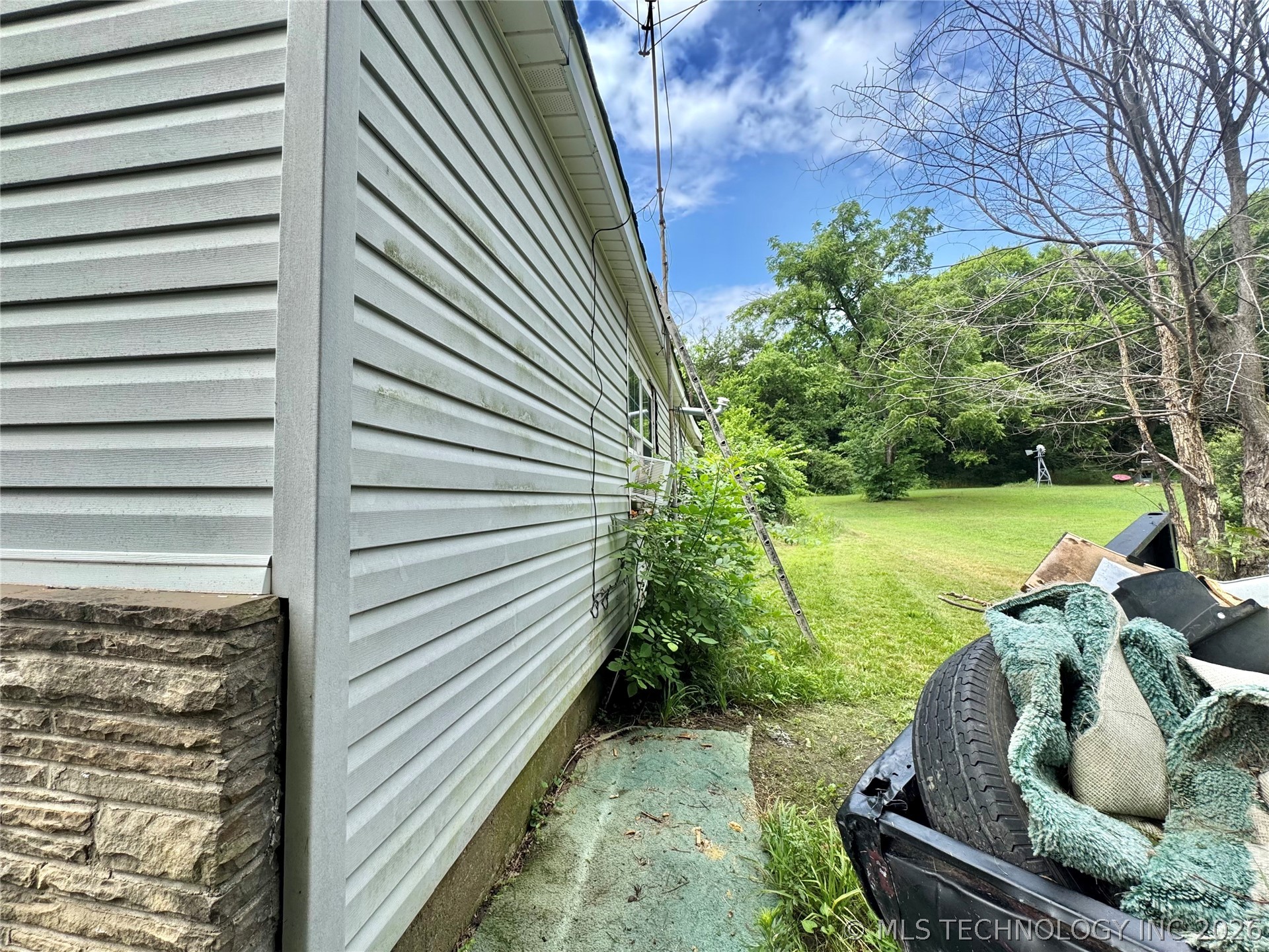 1013 S Mullins Avenue Property Photo 22