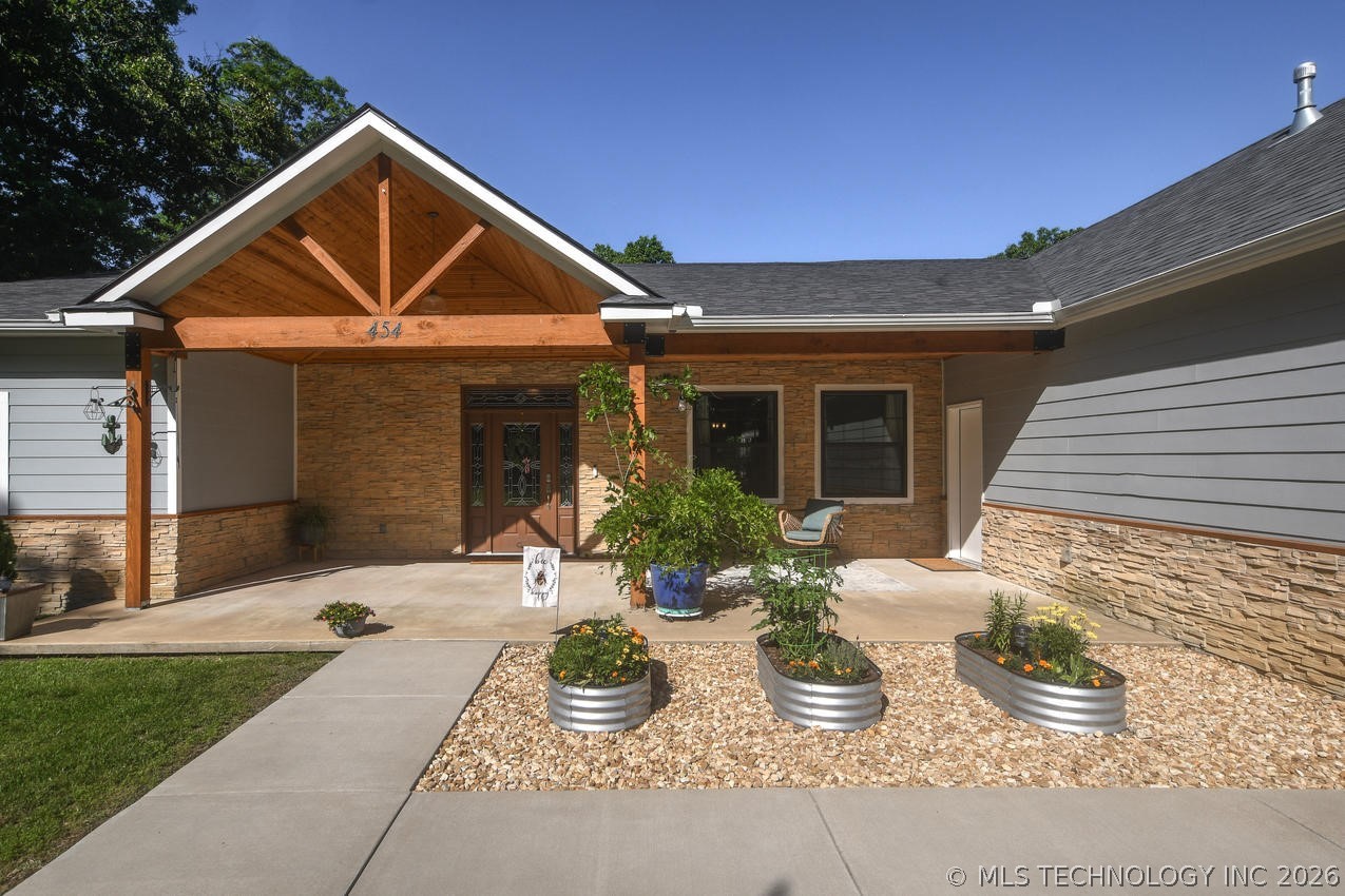 454 Whitetail Road Property Photo 5