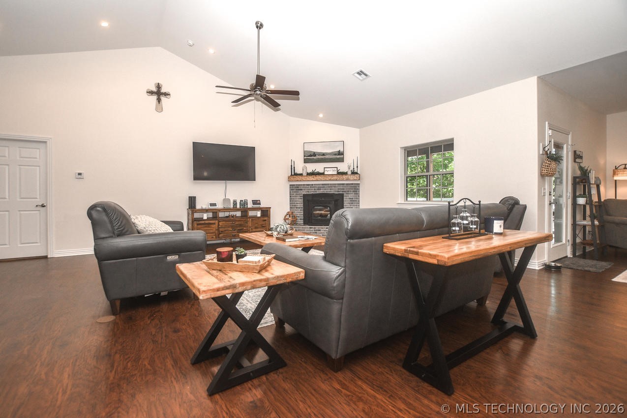 454 Whitetail Road Property Photo 9