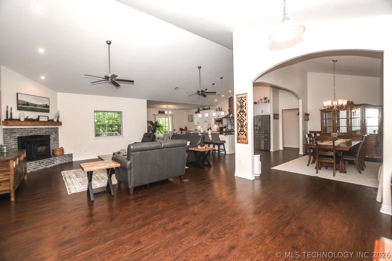 454 Whitetail Road Property Photo 11