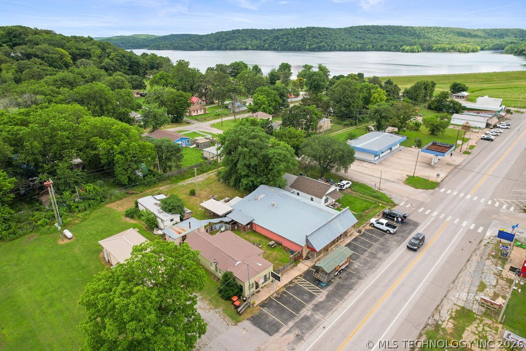 105 N Main Property Photo 1