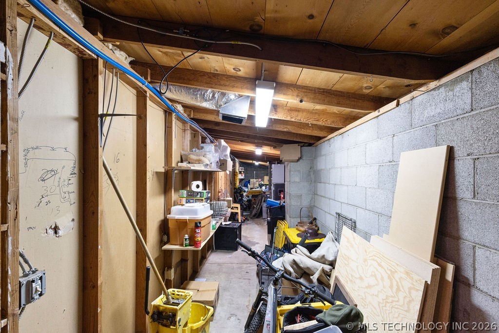 105 N Main Property Photo 31