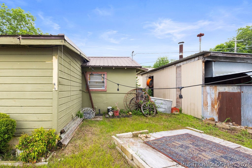105 N Main Property Photo 47
