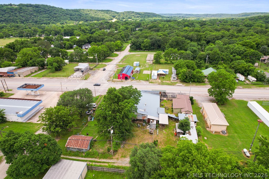 105 N Main Property Photo 53