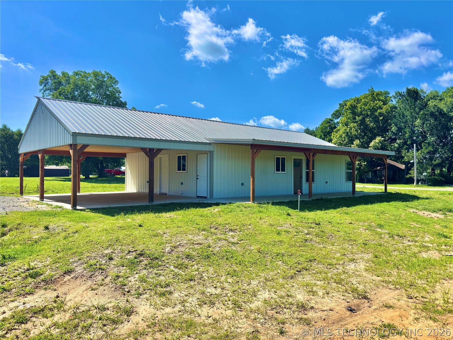 4 N King Street Property Photo 3