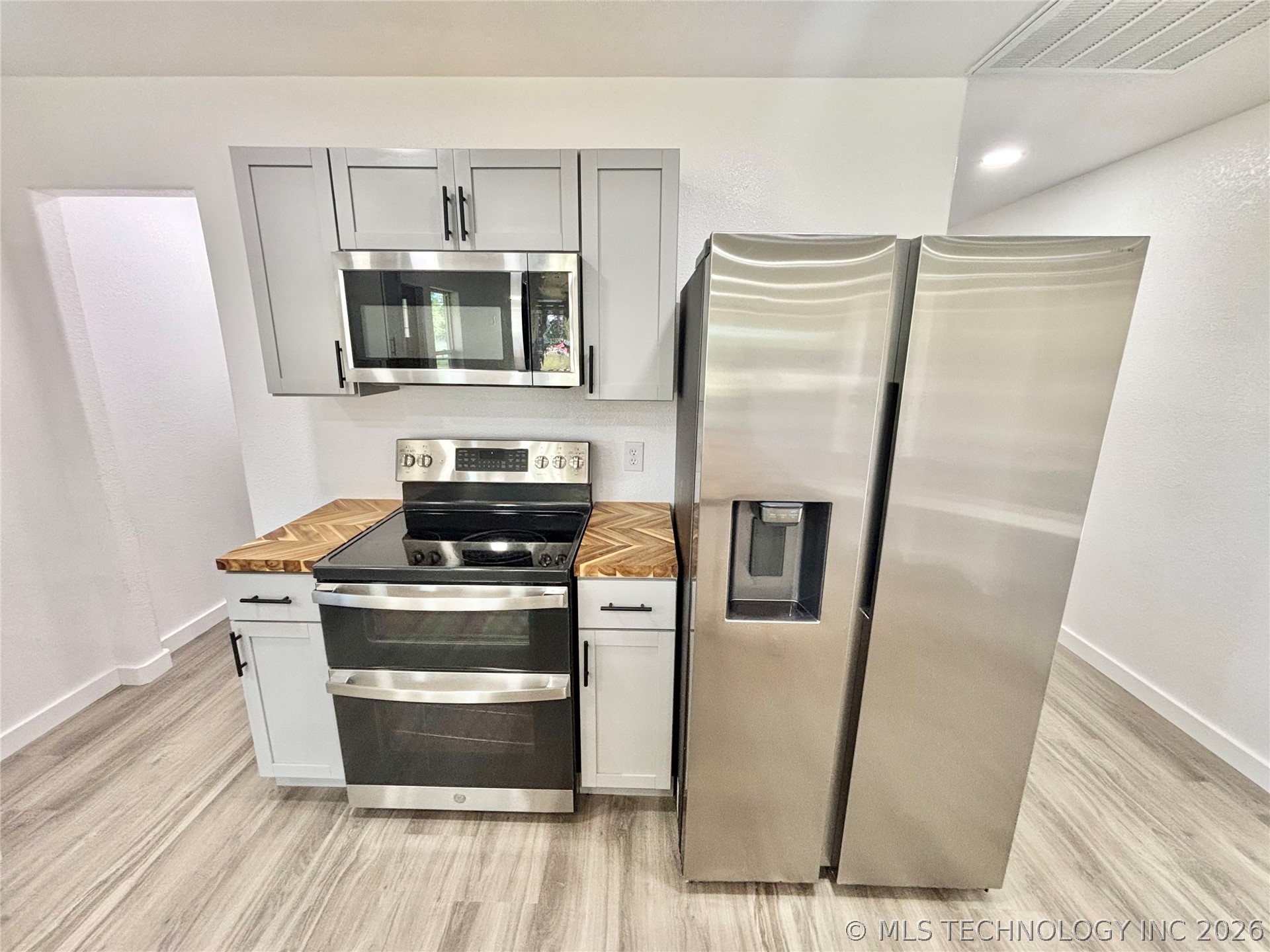 4 N King Street Property Photo 14