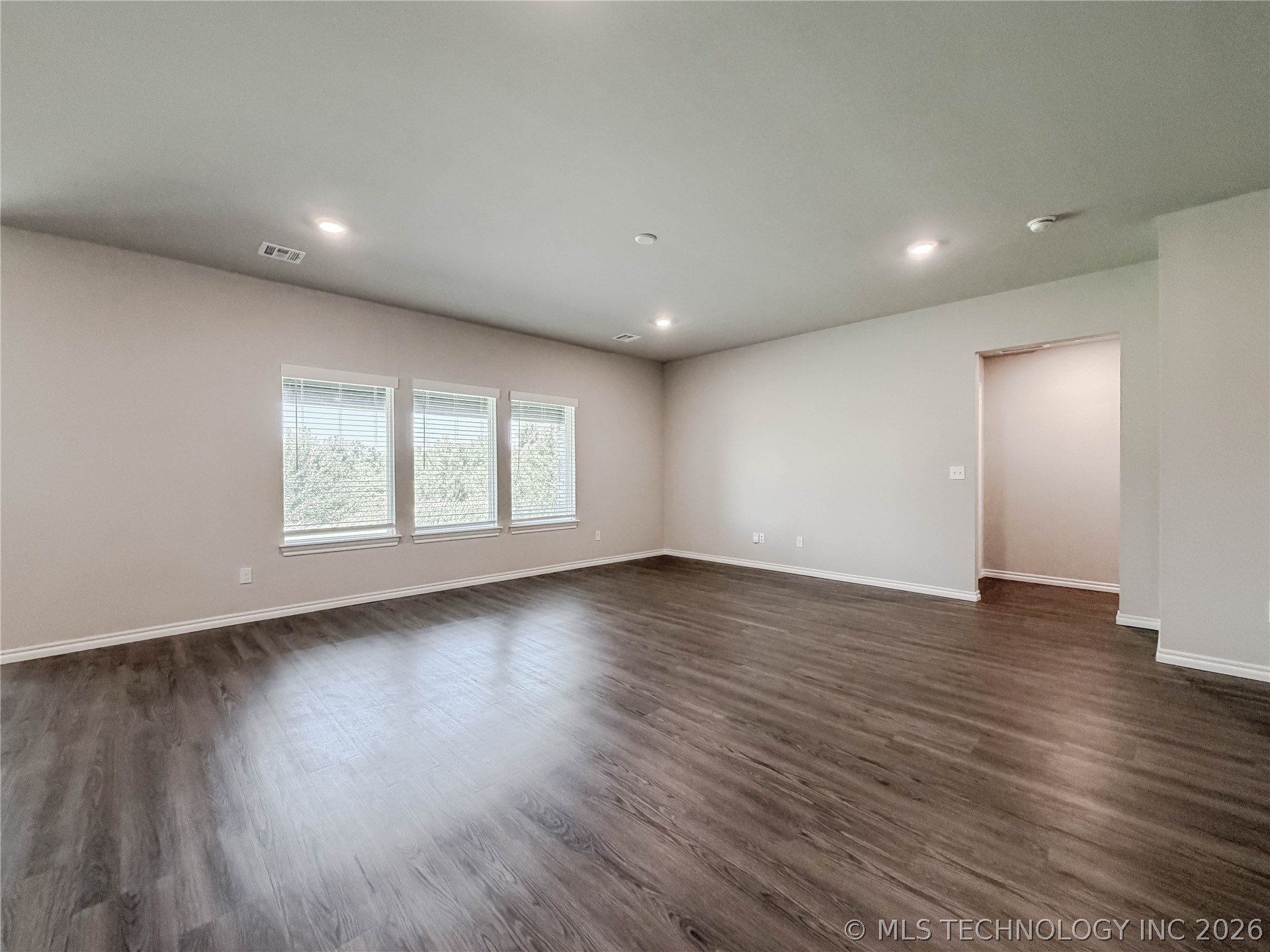 1507 Bluestem Drive Property Photo 7