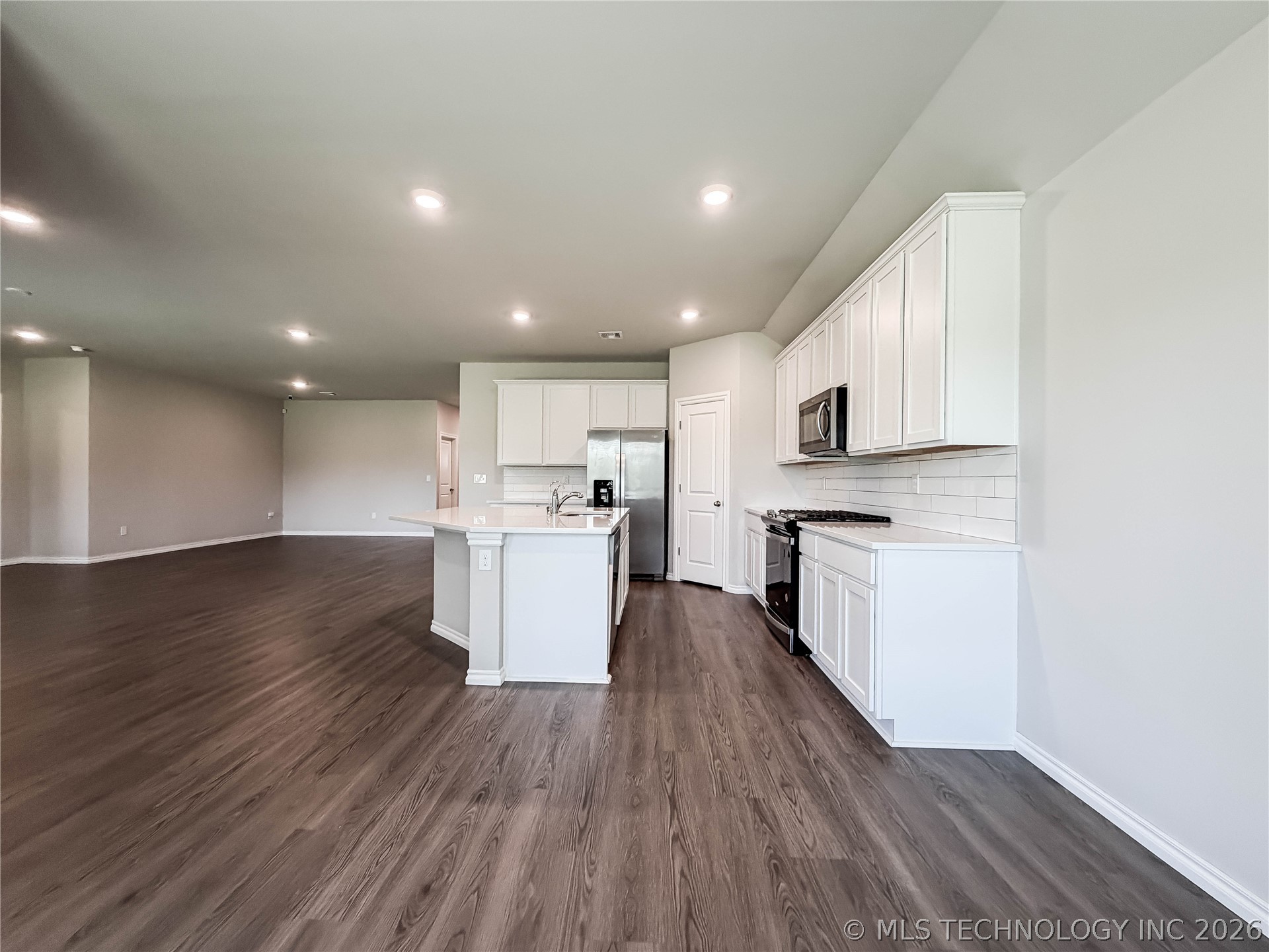 1507 Bluestem Drive Property Photo 14