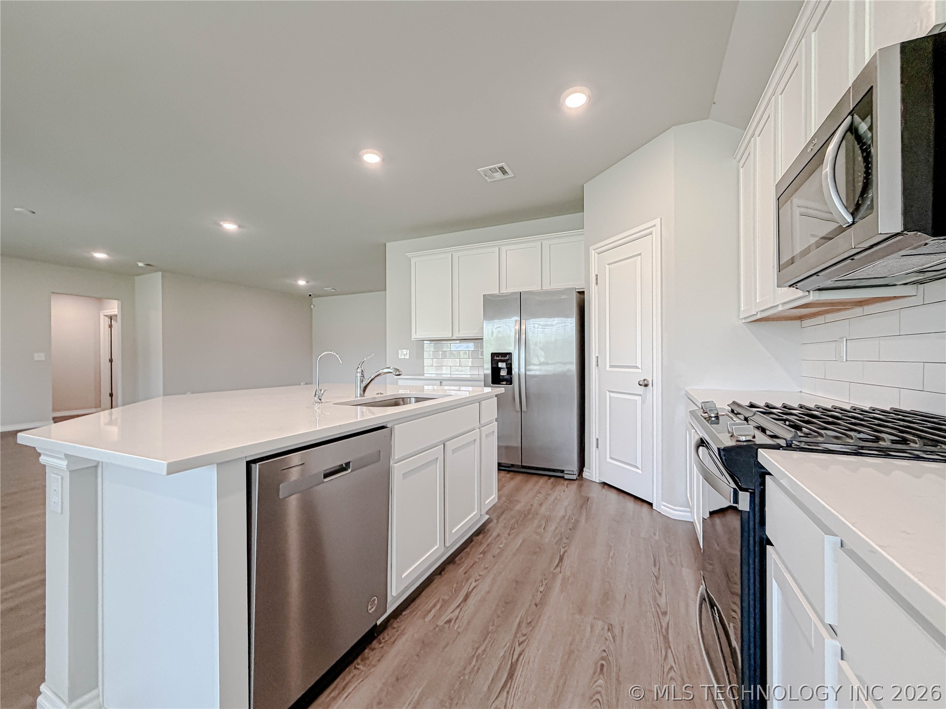1507 Bluestem Drive Property Photo 17
