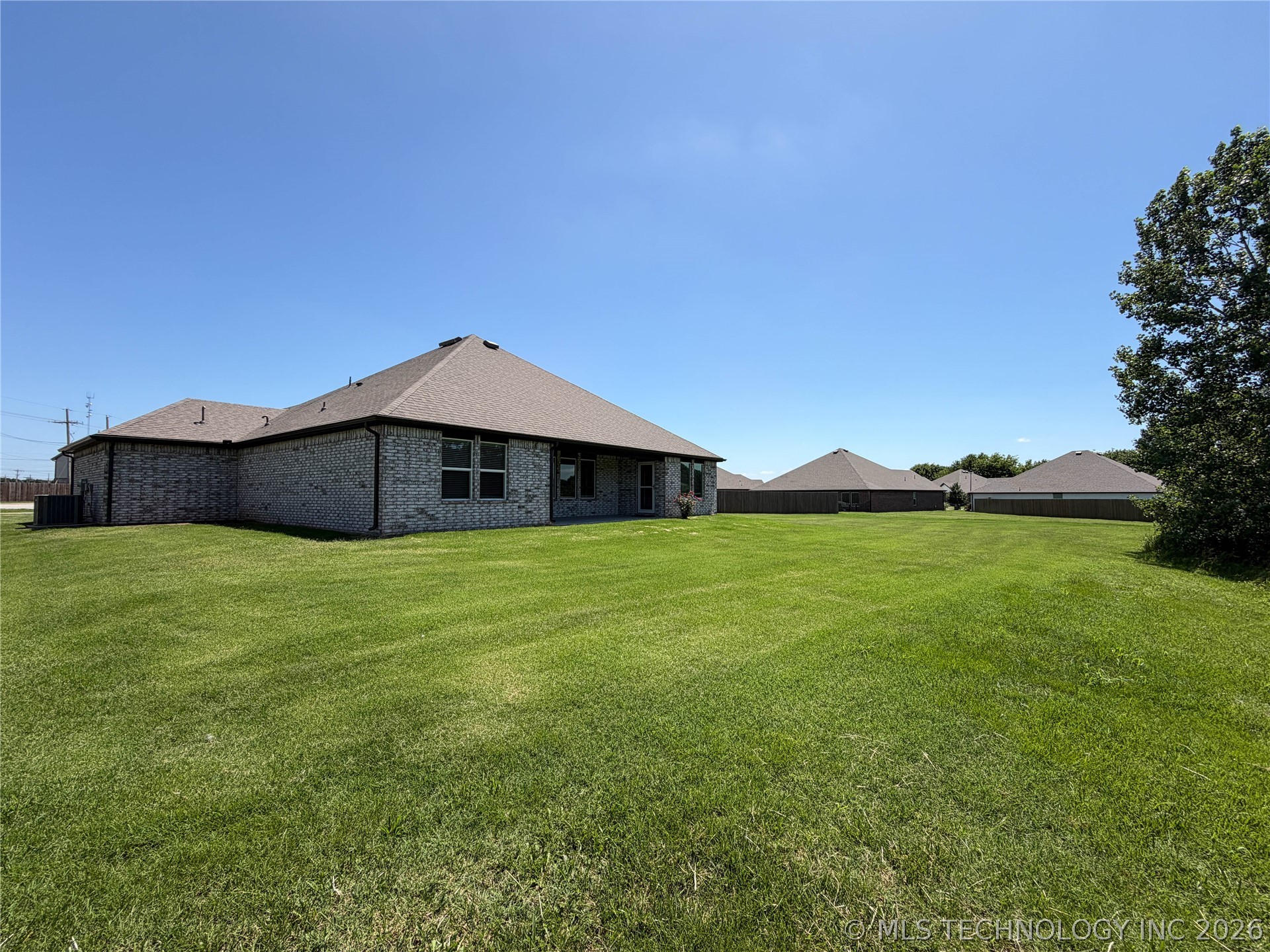 1507 Bluestem Drive Property Photo 48