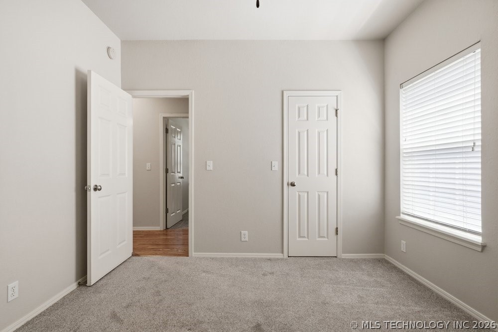 2830 E 103rd Street Property Photo 26