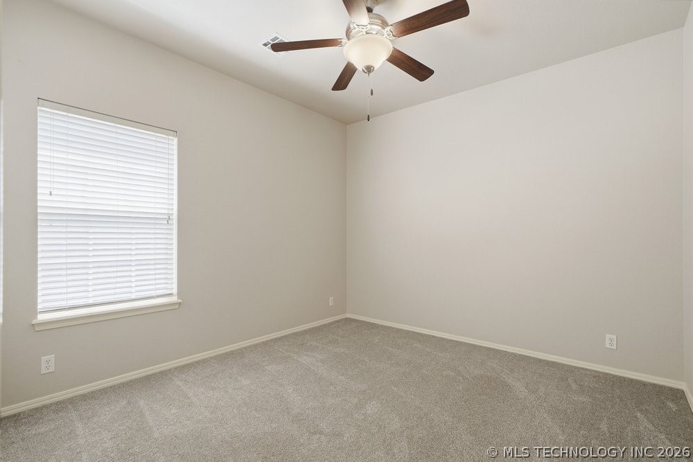 2830 E 103rd Street Property Photo 27