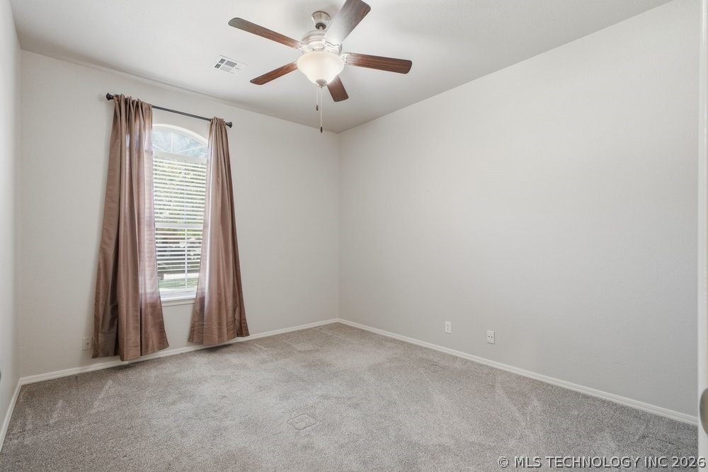 2830 E 103rd Street Property Photo 29