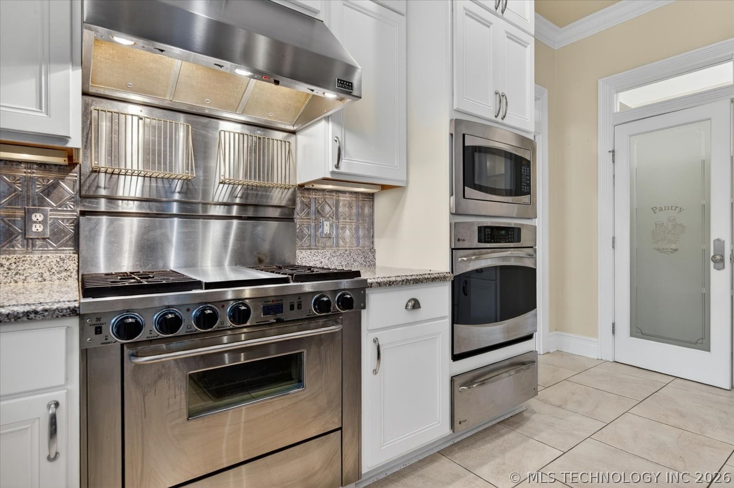 3115 Kingston Drive Property Photo 16