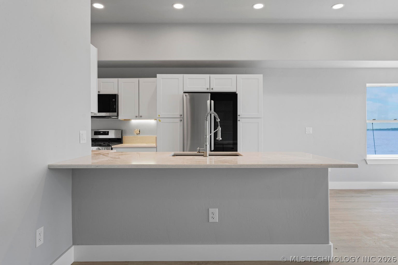 1664 Pin Oak Street Property Photo 12