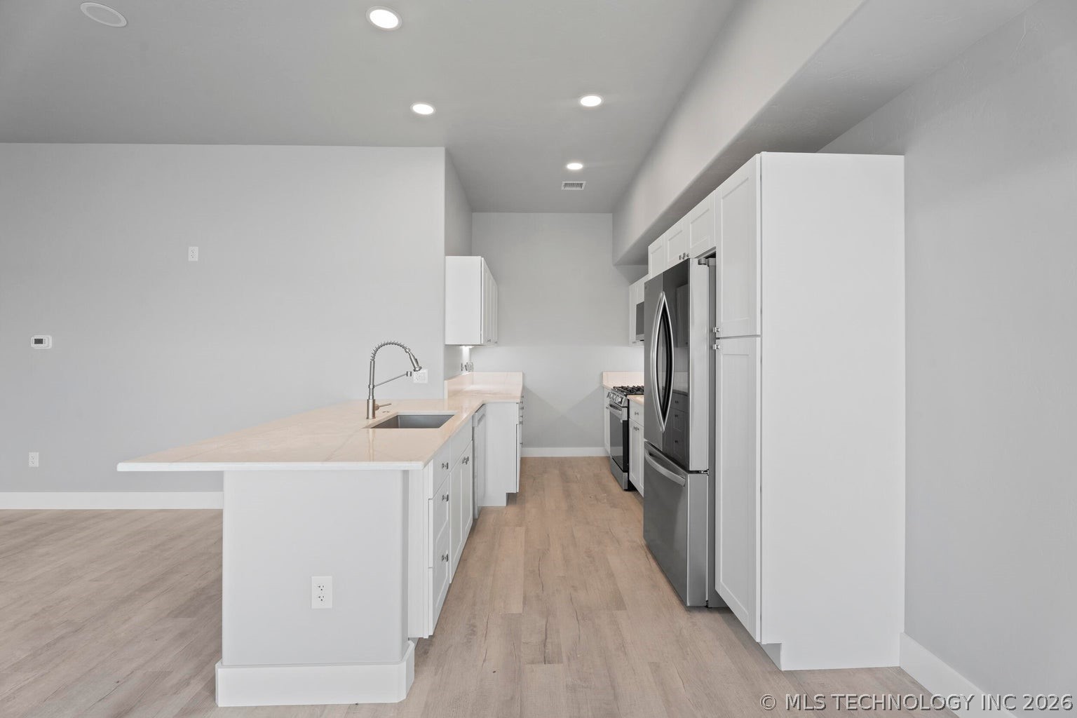 1664 Pin Oak Street Property Photo 14