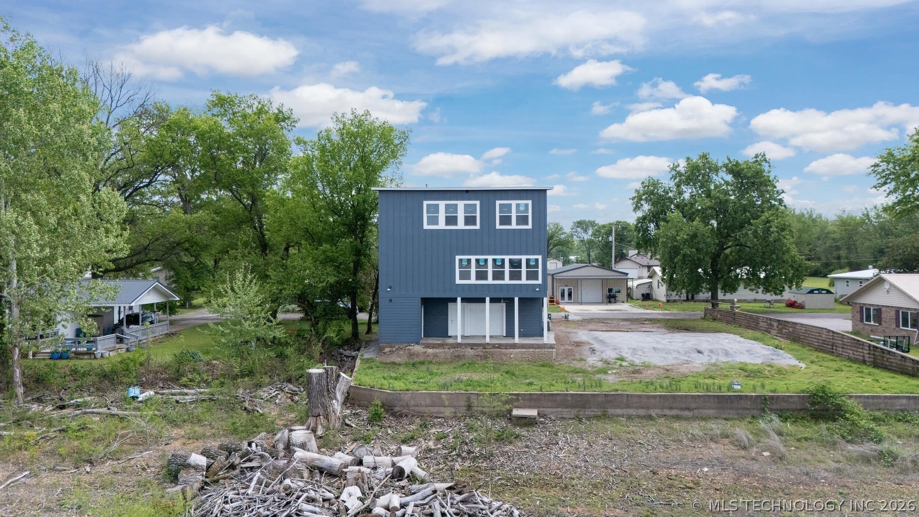 1664 Pin Oak Street Property Photo 38