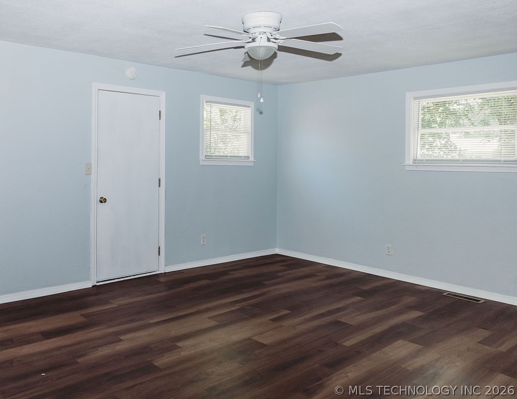 210 N Hereford Avenue Property Photo 15