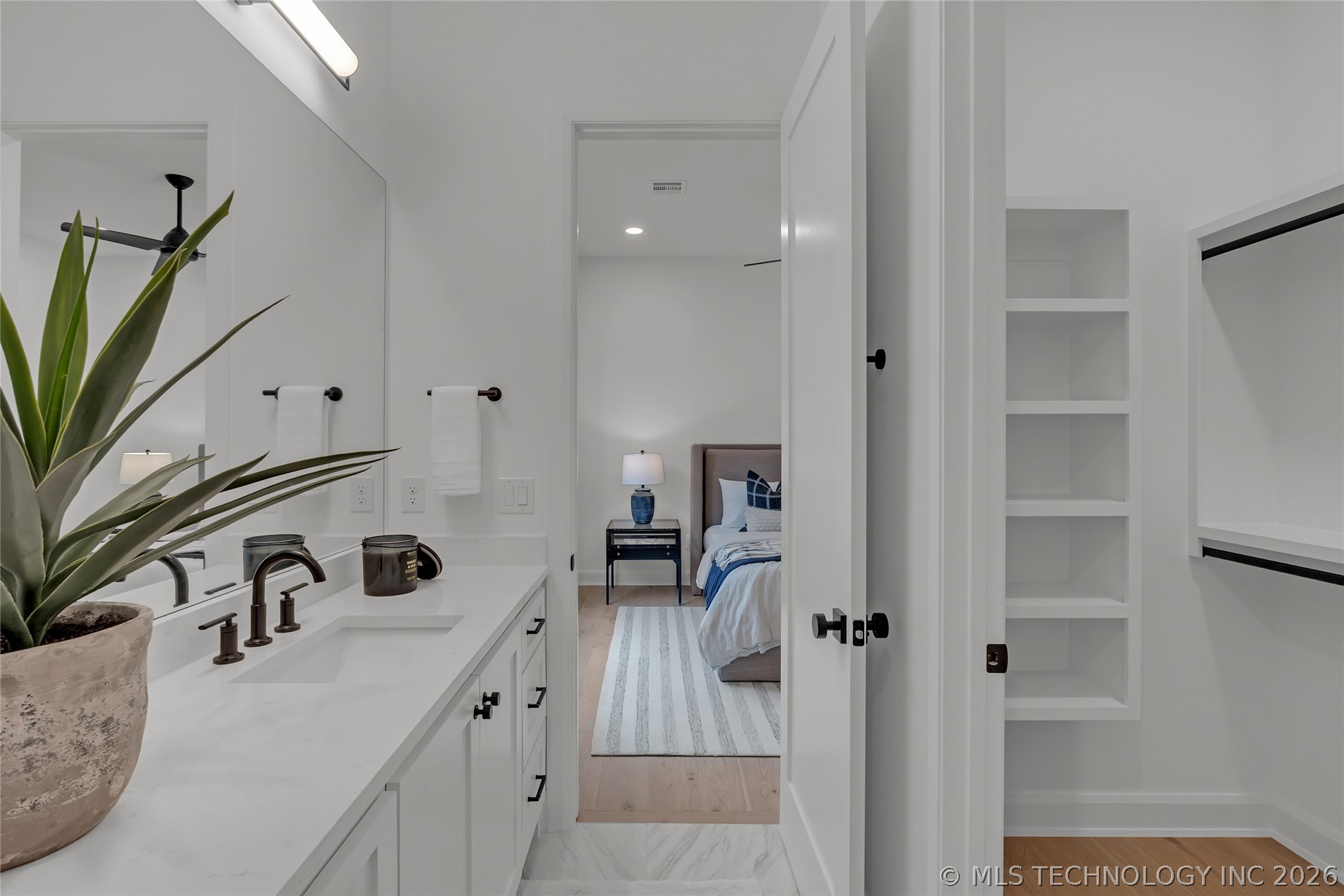 11113 S Thomas Terrace W Property Photo 42