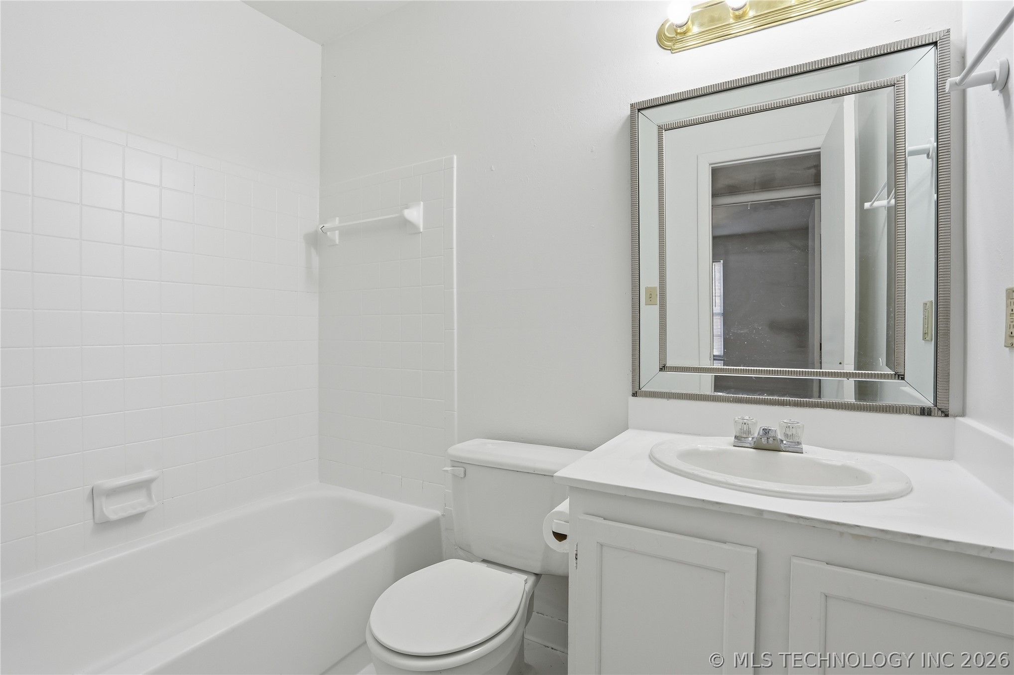 7325 S Yale Avenue 213 Property Photo 24