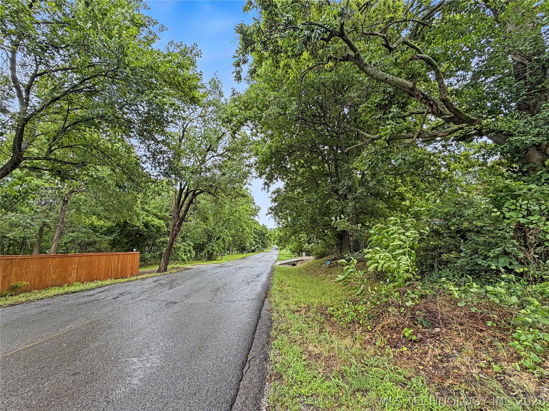 1306 Stickross Mountain Road Property Photo 5