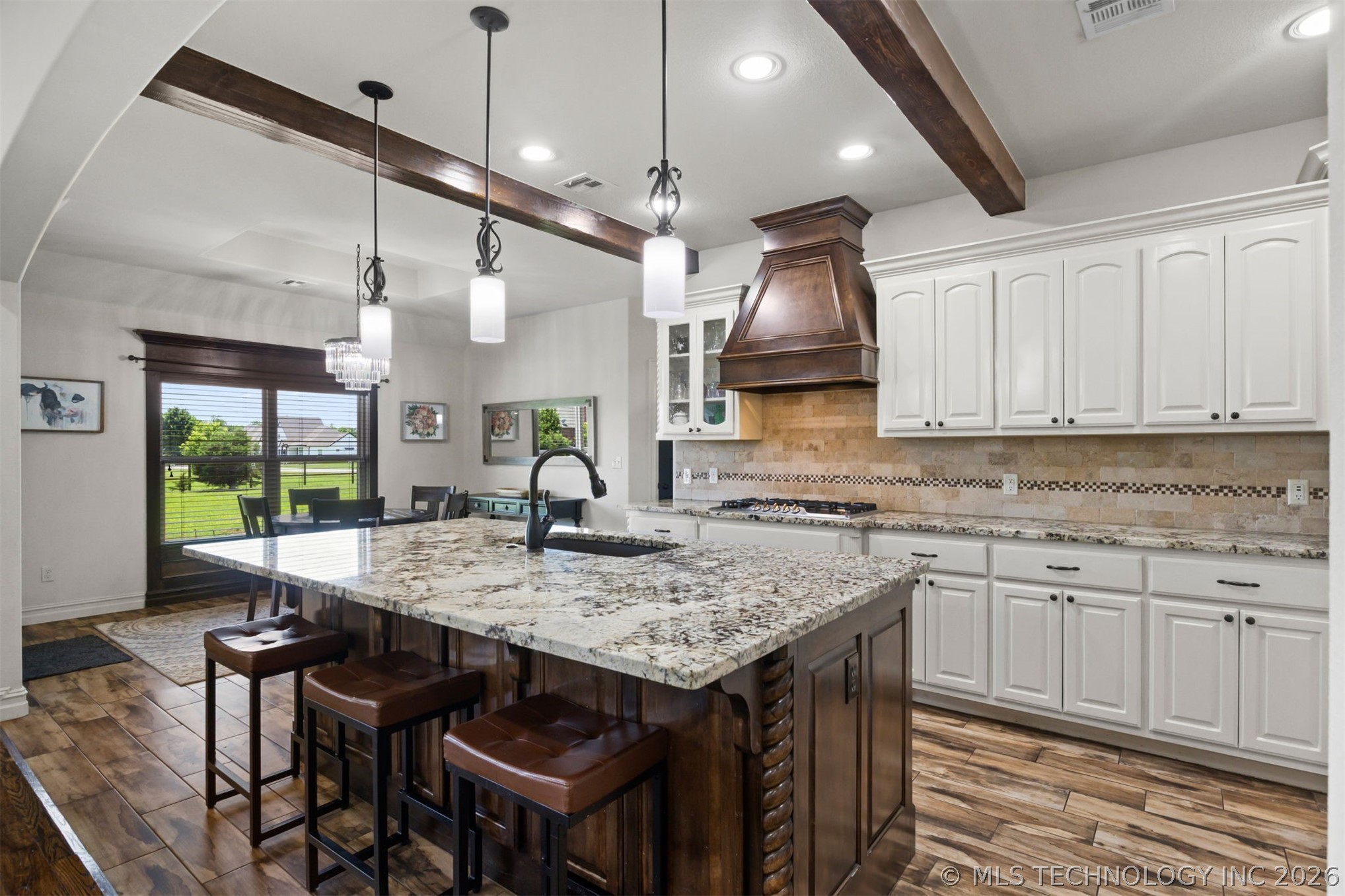 5100 E Hickory Bluff Drive Property Photo 7