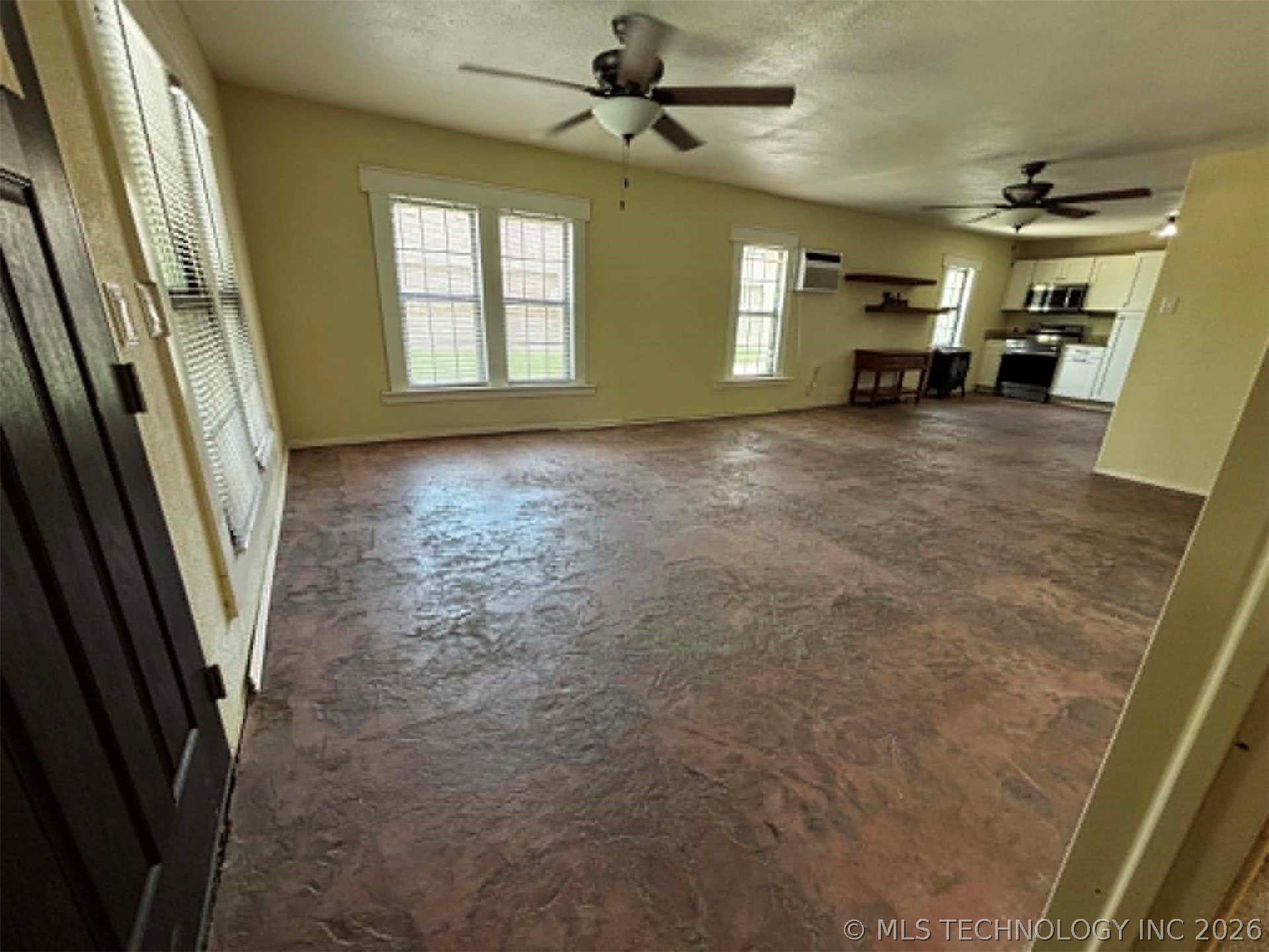 552 S 4th Street Property Photo 6