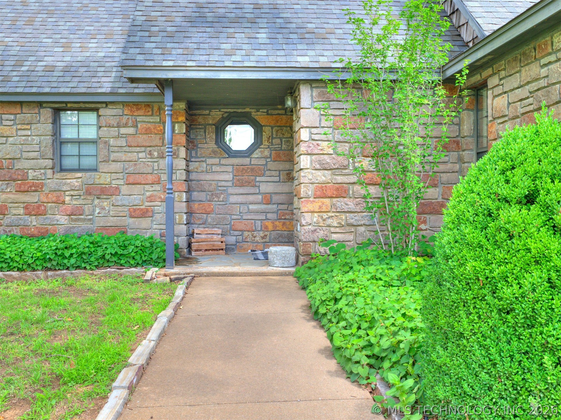 32069 Meadow Lane Property Photo 6
