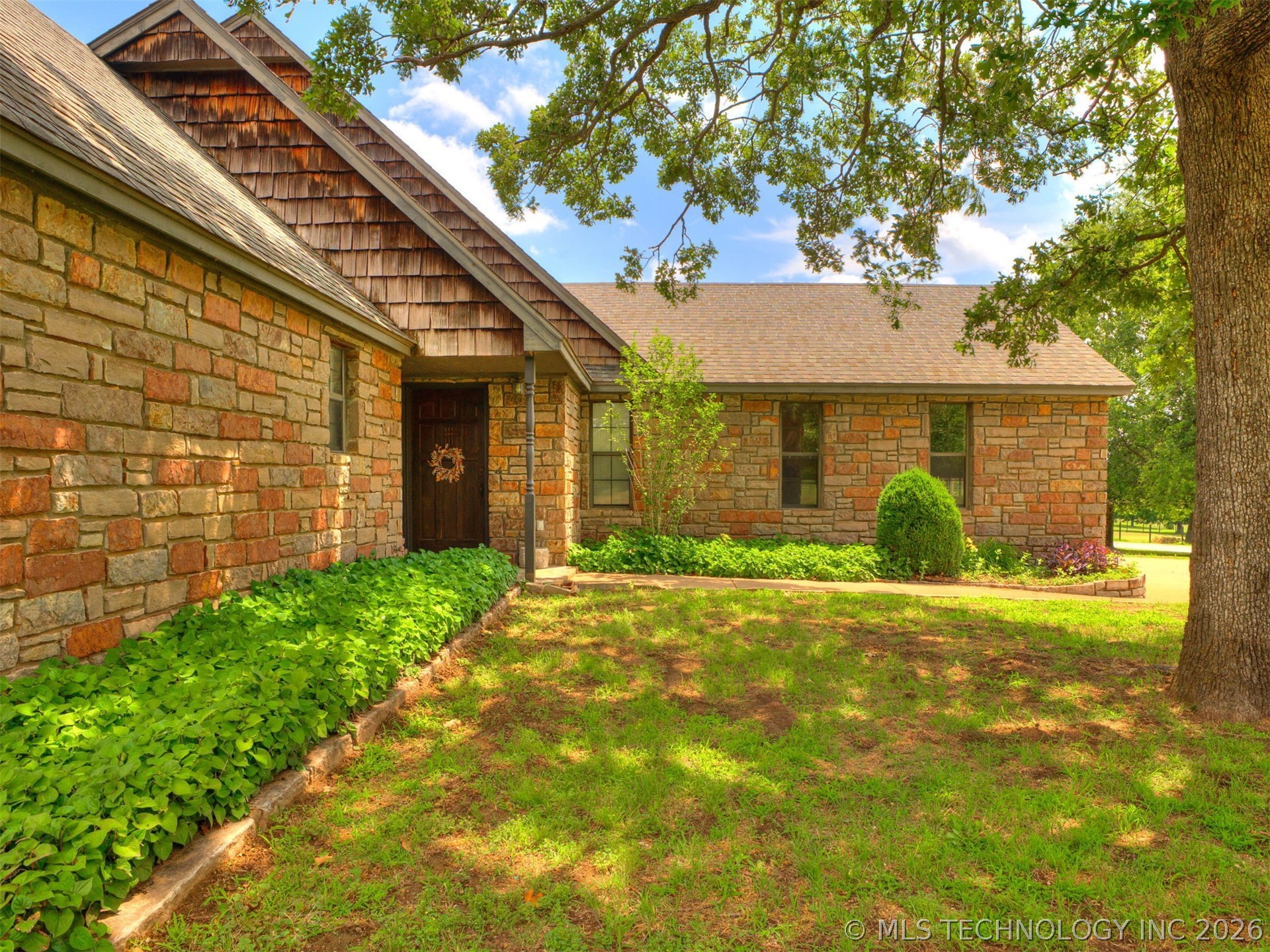 32069 Meadow Lane Property Photo 7