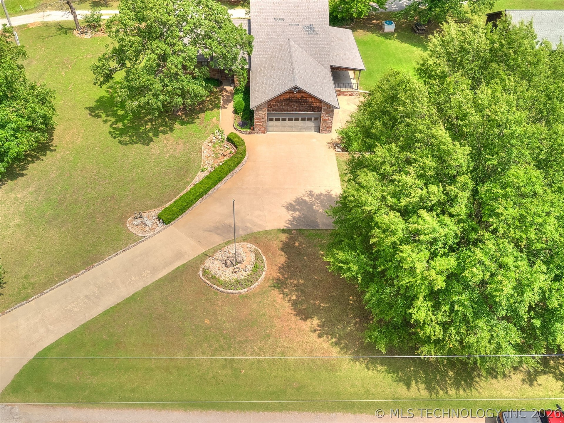 32069 Meadow Lane Property Photo 8