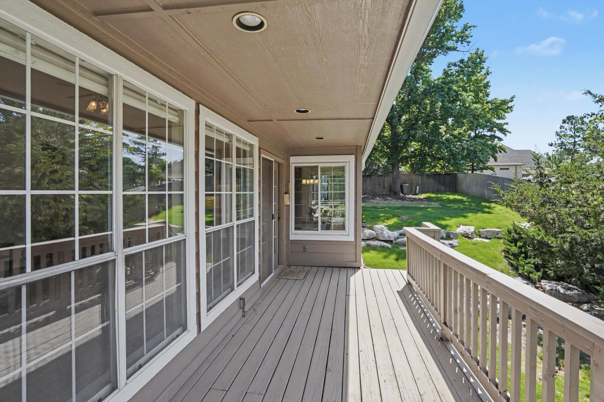 3524 E 102nd Place Property Photo 8