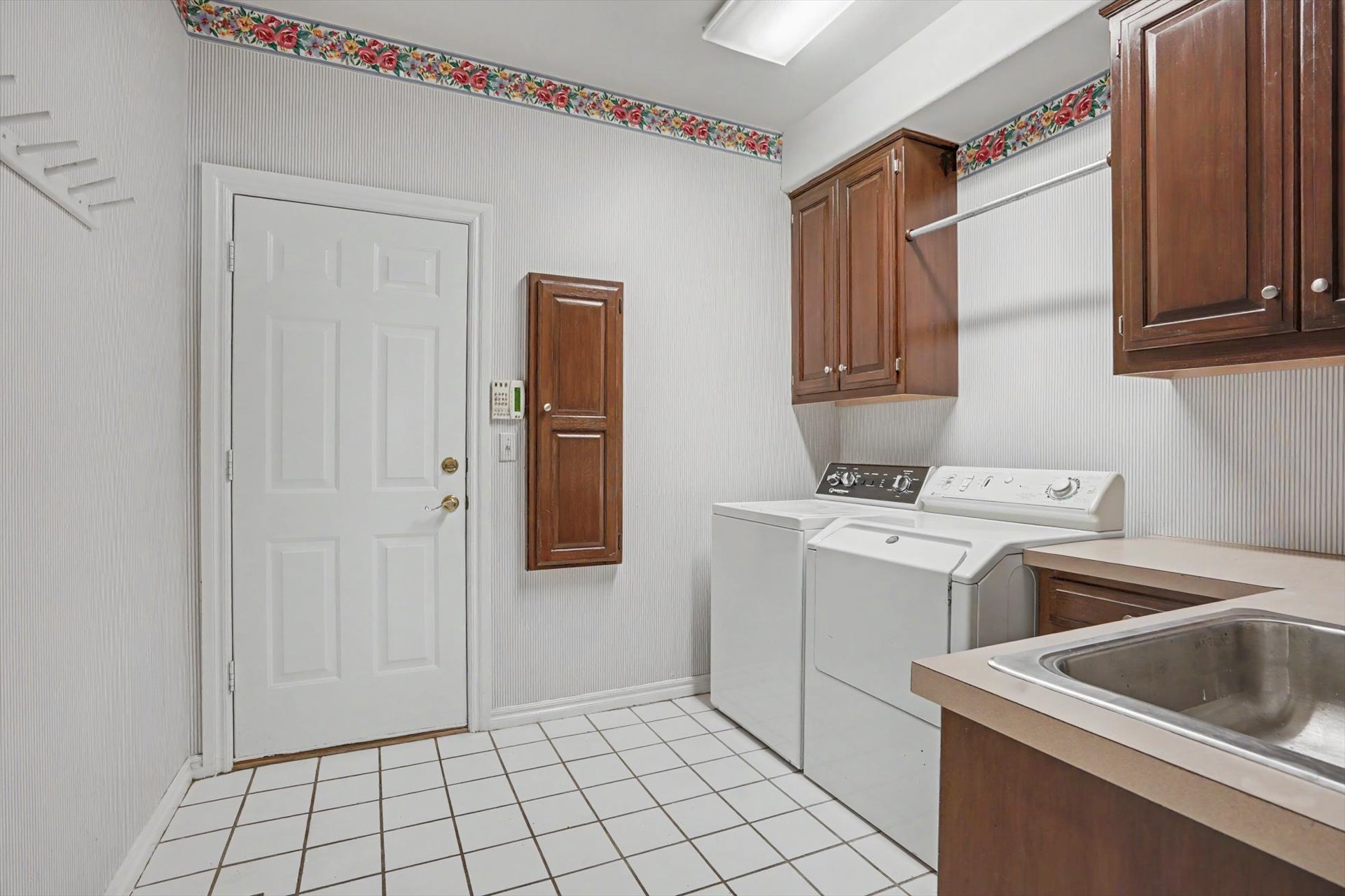 3524 E 102nd Place Property Photo 18