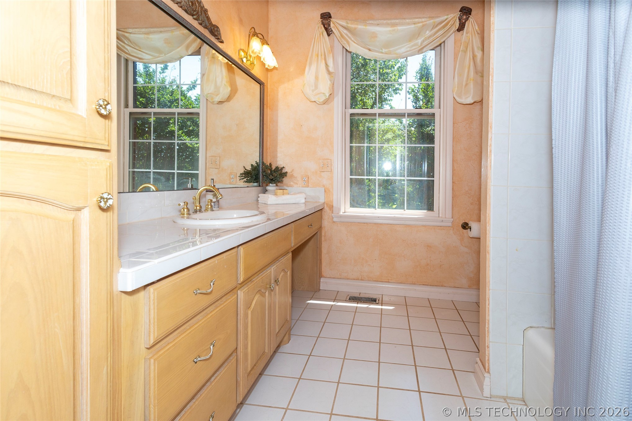 10211 E 2020 Property Photo 26