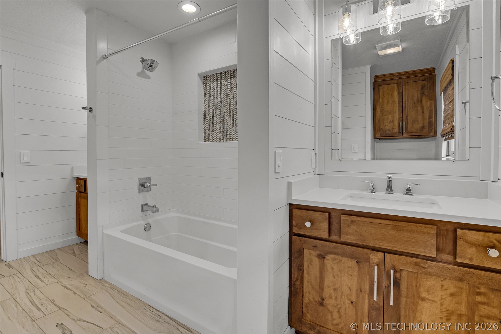 3427 E 87th Place Property Photo 36