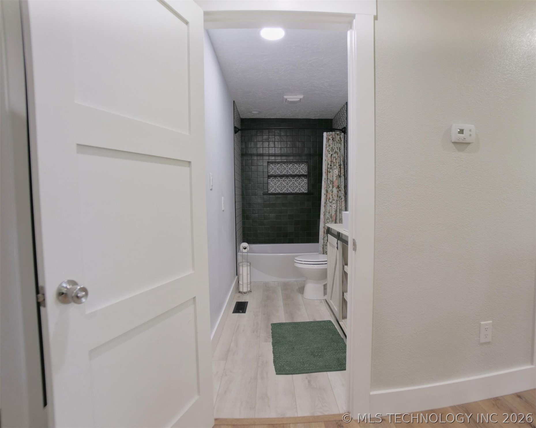 3900 S 680 Road Property Photo 17