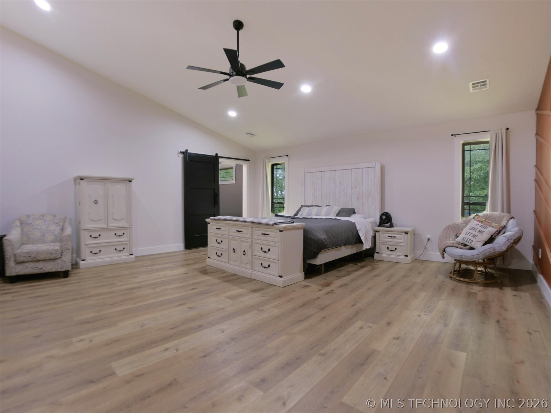 3900 S 680 Road Property Photo 25