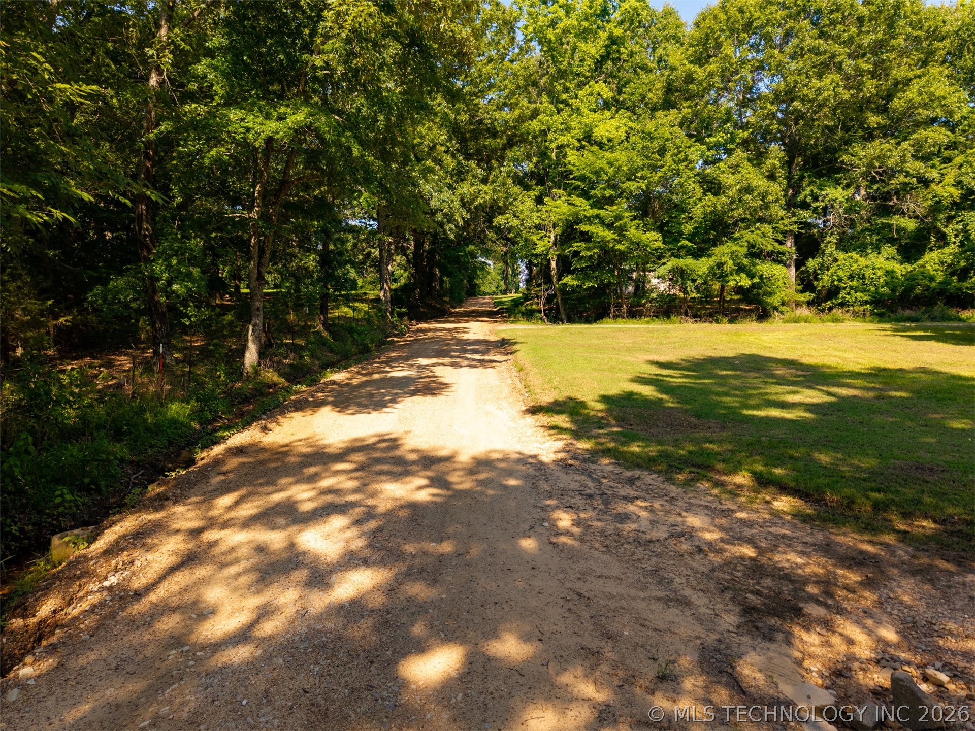 410205 E 1910 Road Property Photo 6