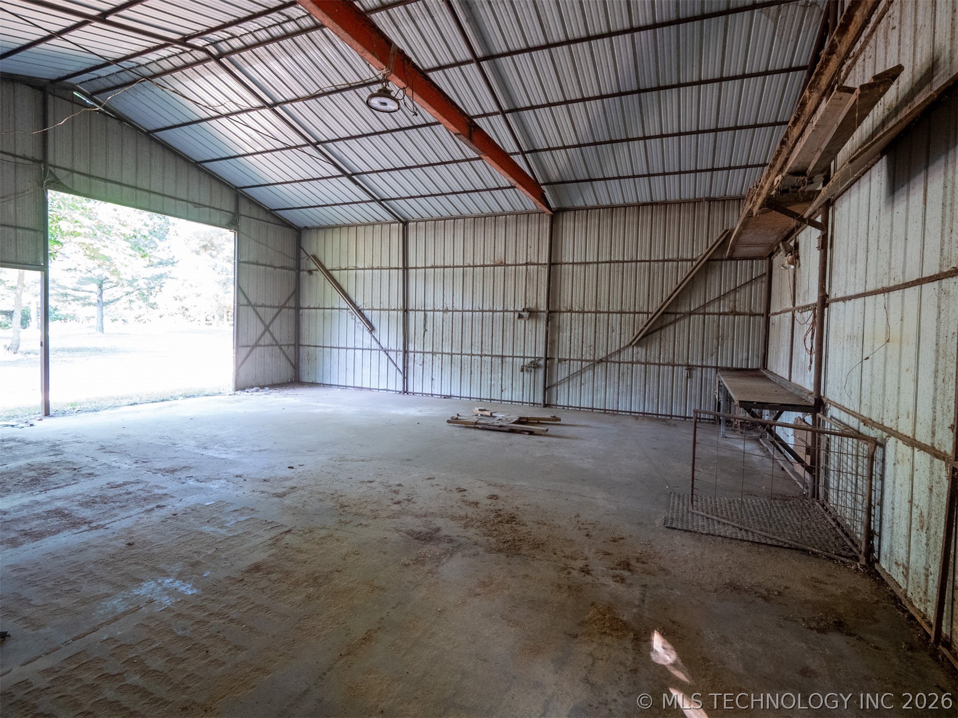 410205 E 1910 Road Property Photo 10