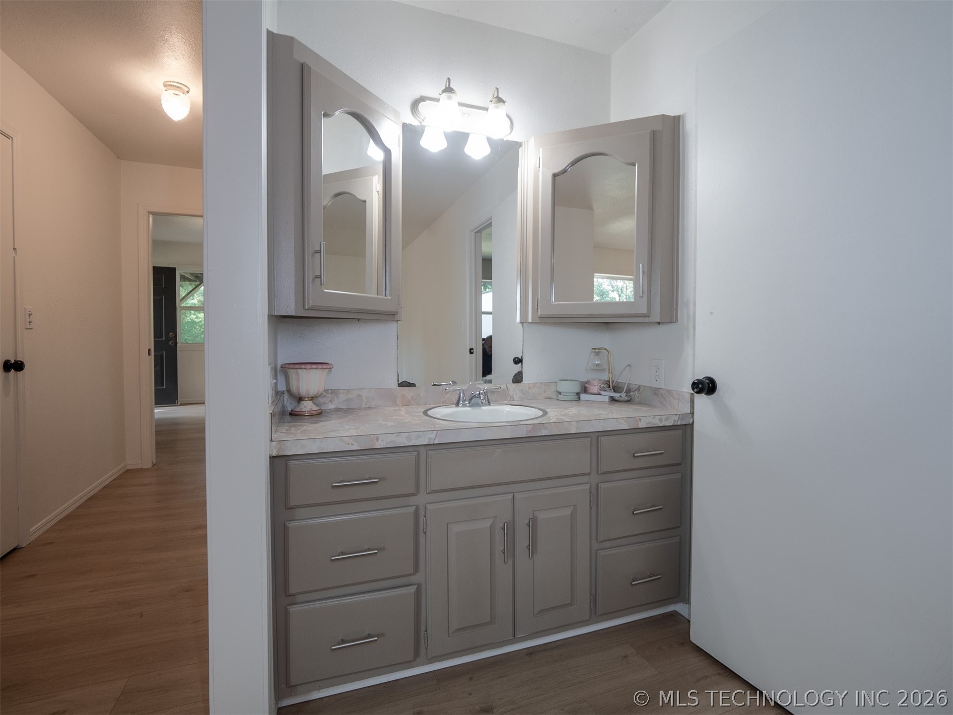 410205 E 1910 Road Property Photo 34