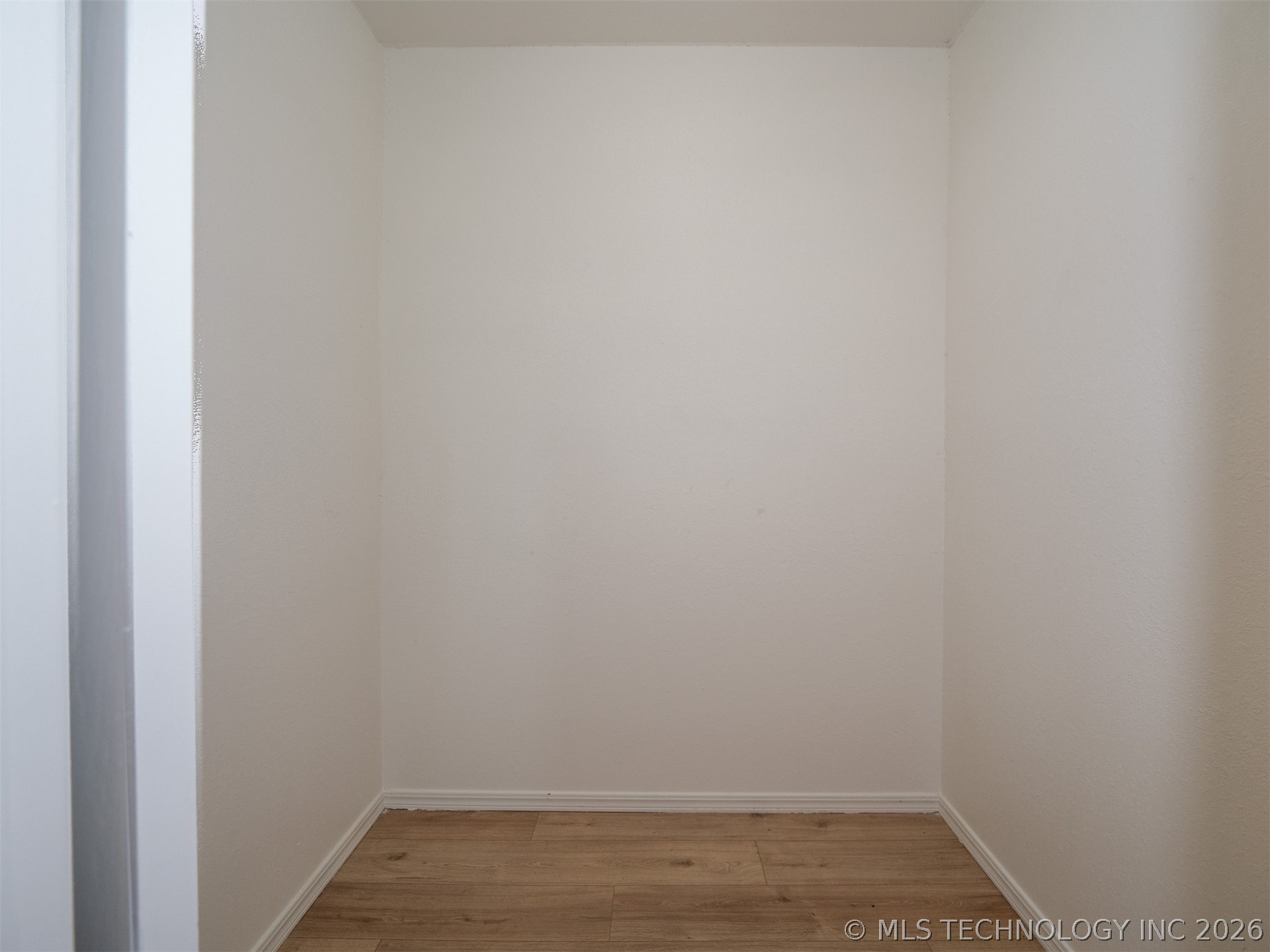 410205 E 1910 Road Property Photo 42