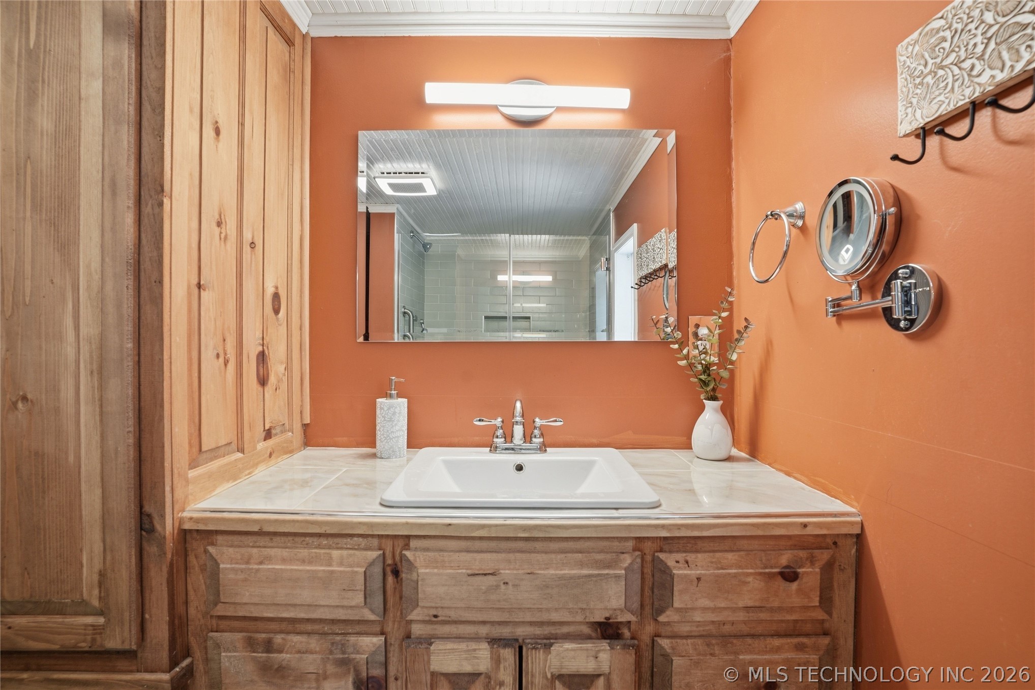 115 S Indianapolis Avenue Property Photo 18