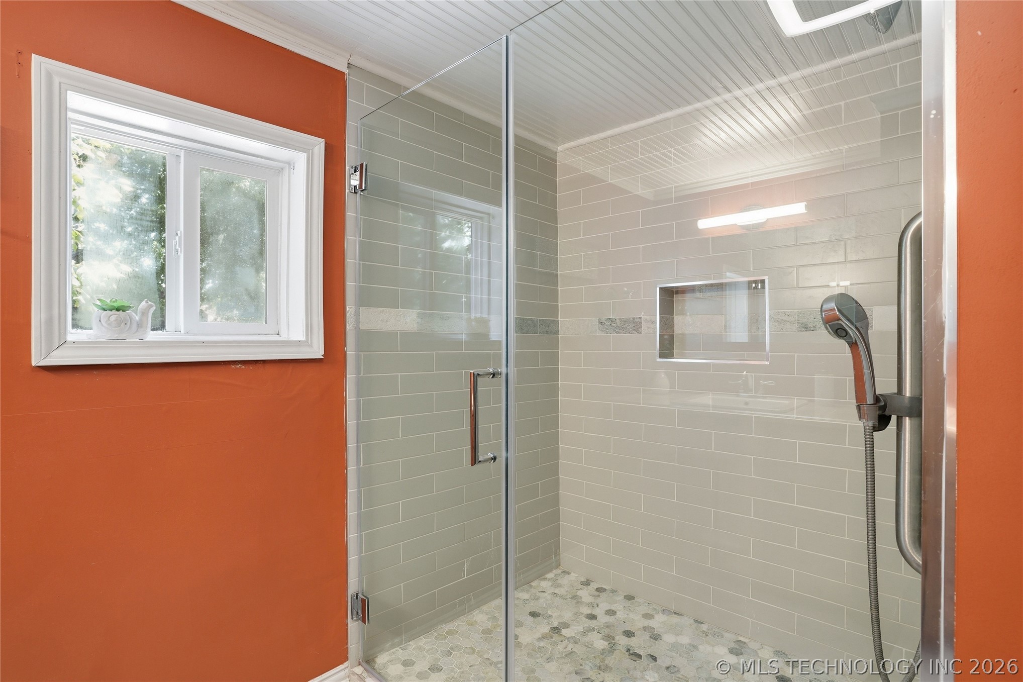 115 S Indianapolis Avenue Property Photo 19