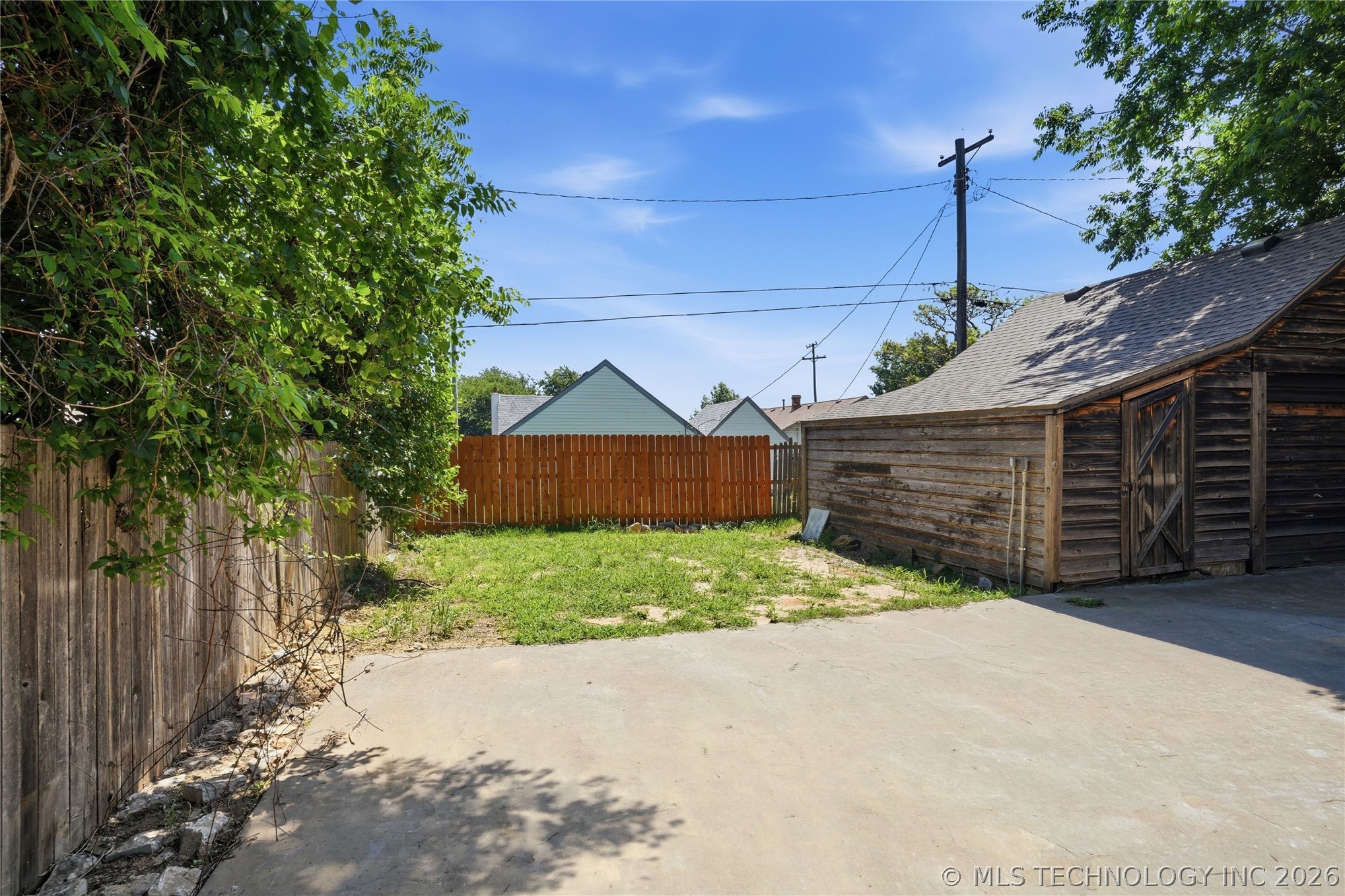115 S Indianapolis Avenue Property Photo 33